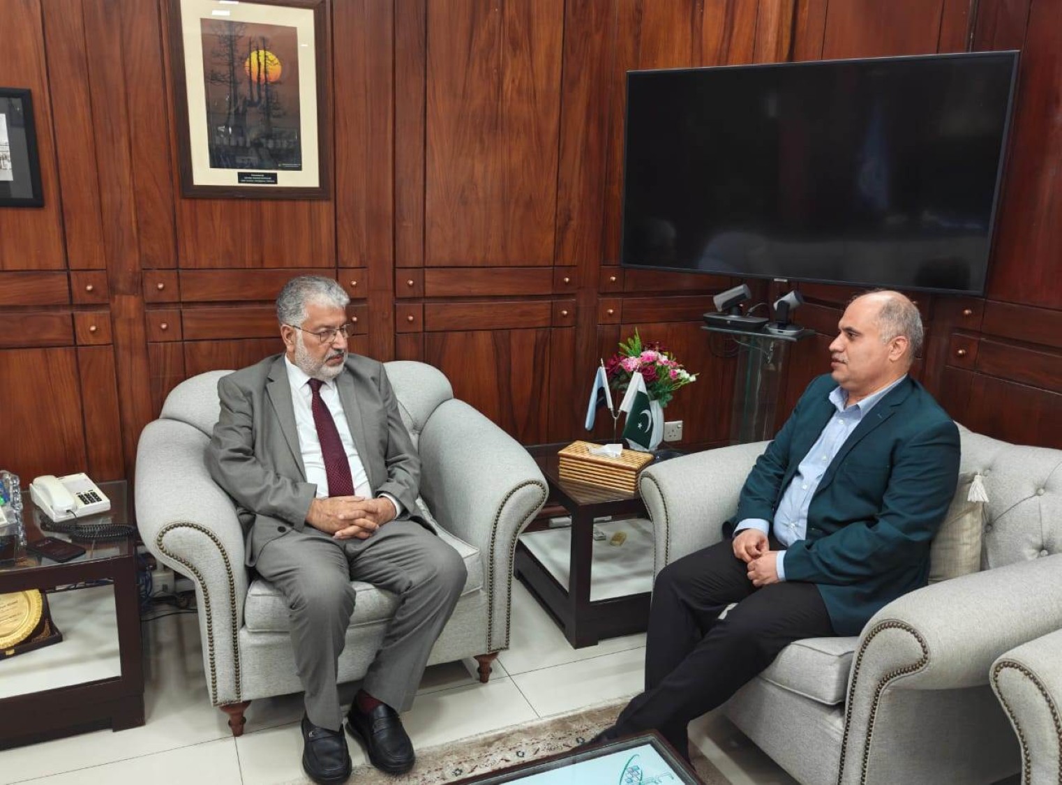 Vice Chancellor Meeting with Chairman of HEC